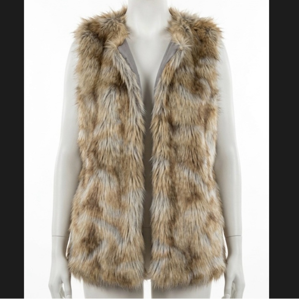 Forever 21 Shaggy Faux Fur Vest Neutral Brown Grey Boho Chic Layering Women’s M